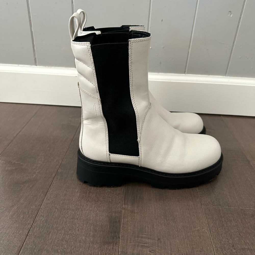 Vagabond Cosmo 2.0 white boots